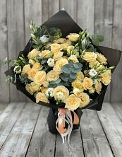 Букет цветов из:  Розы и Лизиантусы в Яковлево