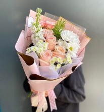 Букет цветов из:  Хризантемы и Розы в Яковлево