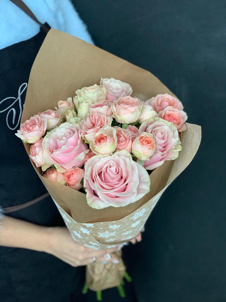 Букет цветов из: Хризантемы и Розы в Яковлево