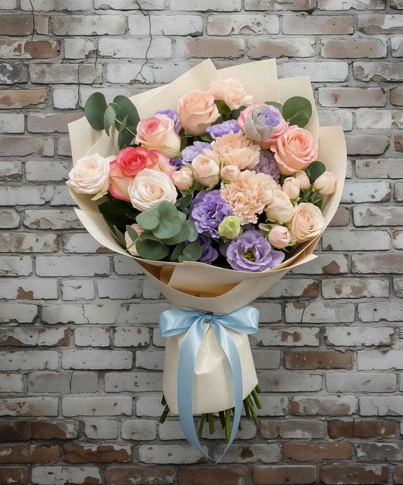 Букет цветов из: Розы, Лизиантусы и Гвоздики в Яковлево