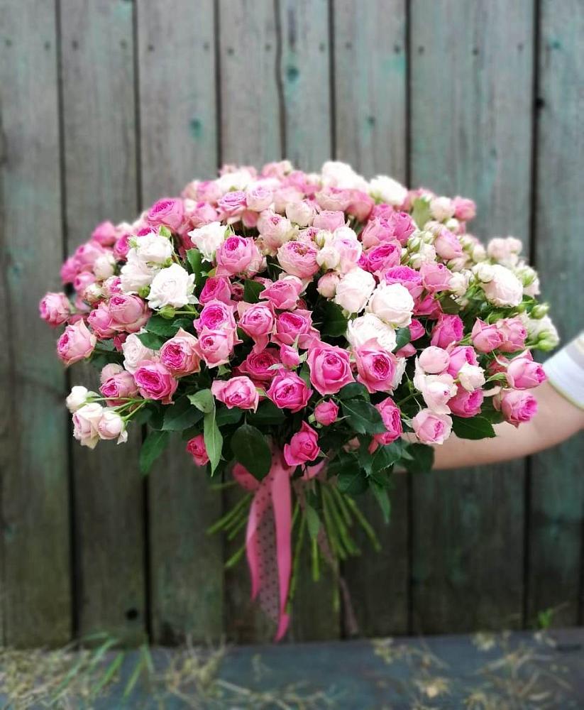 Букет Розовые кустовые розы Натали и Лав Лидия в Яковлево