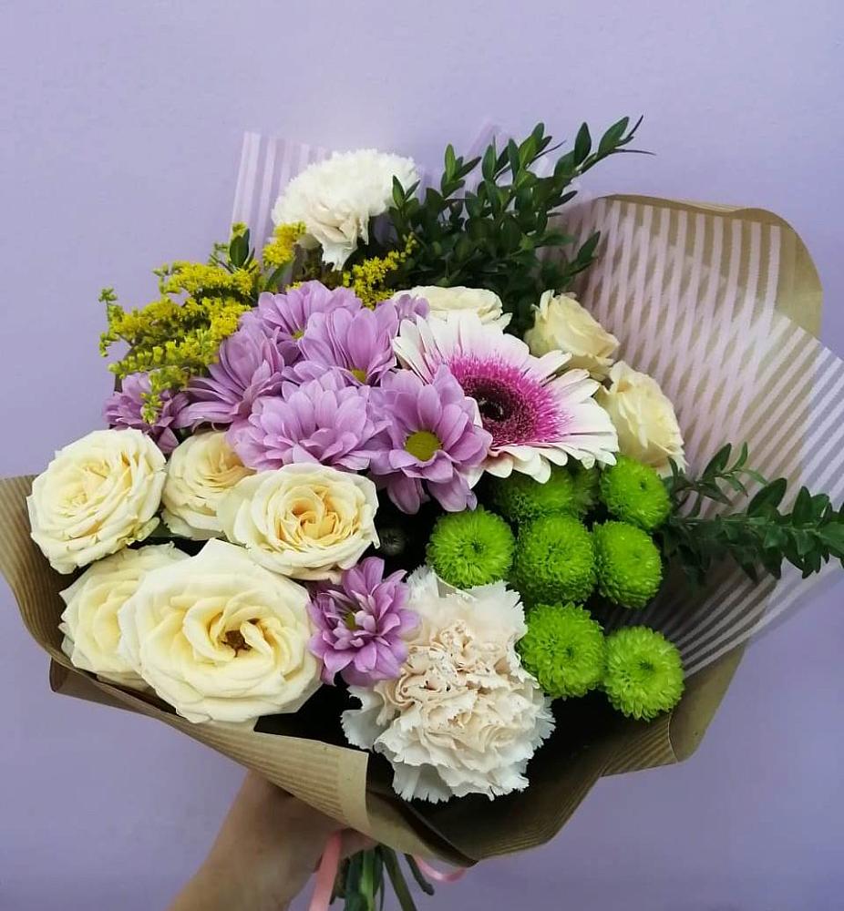 Букет цветов из: Хризантемы, Розы, Гвоздики и Герберы в Яковлево