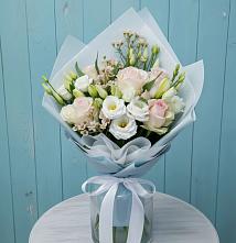 Букет цветов из:  Розы и Лизиантусы в Яковлево