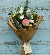 Букет цветов из:  Розы и Лизиантусы в Яковлево